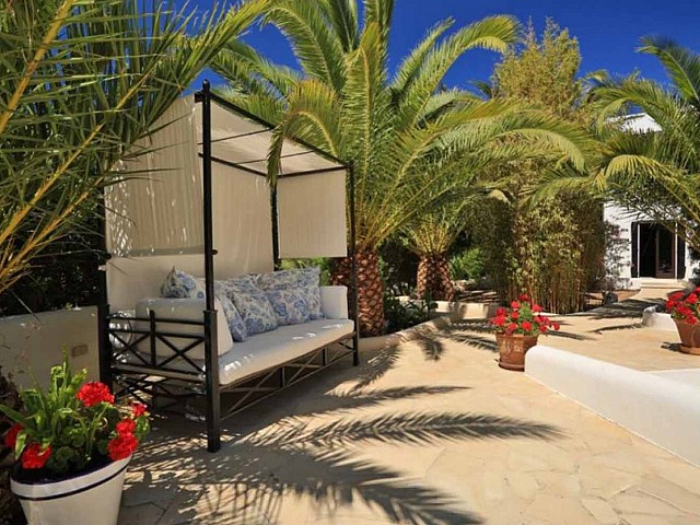 Patio de preciosa villa en alquiler en Santa Getrudis, Ibiza