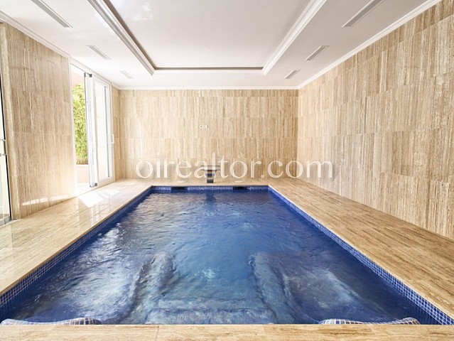 Casa en venta en Los Arqueros, Marbella