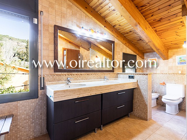 House in PREMIA DE DALT 24