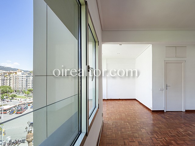 08 Salón, piso en venta en Barcelona