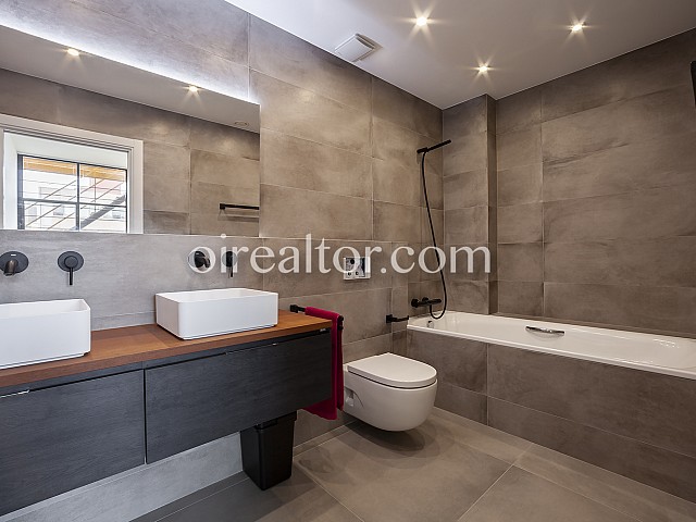 16 Zona de servicio, piso en venta en Barcelona