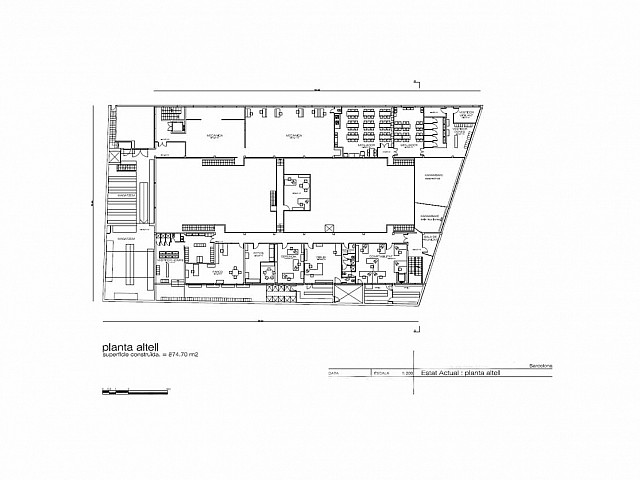 Plano de edificio industrial con posibilidad de construir un Hostal o similar en venta en Barcelona