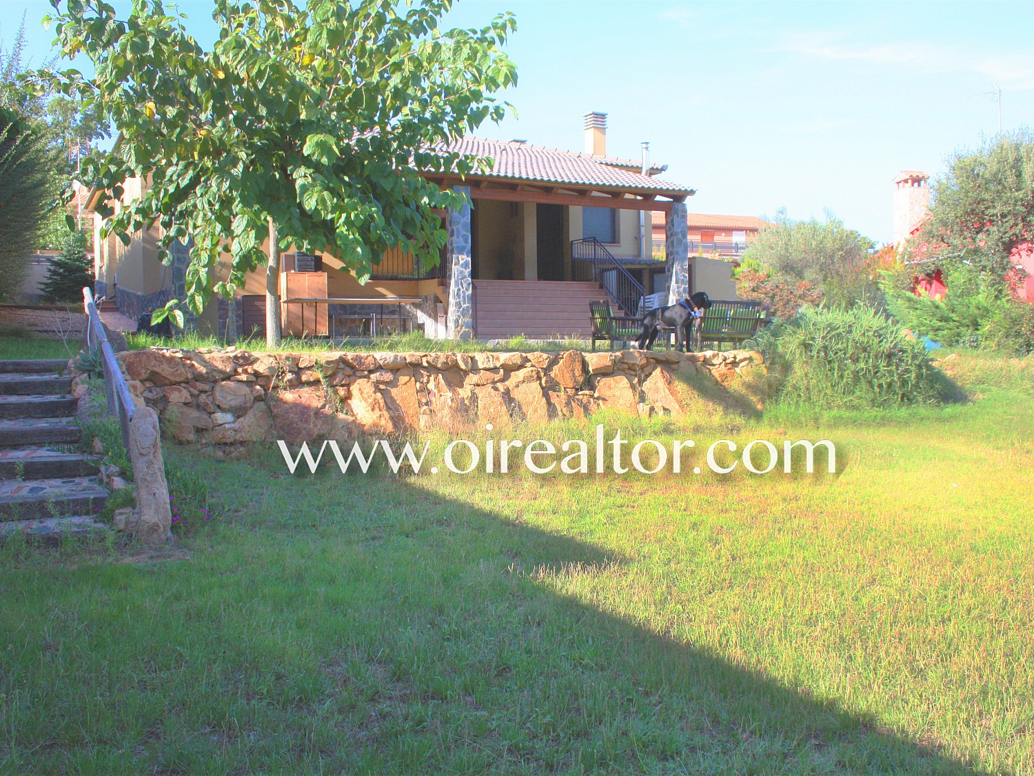 Продается уютный дом в урбанизации Кальдес-де-Малавелья