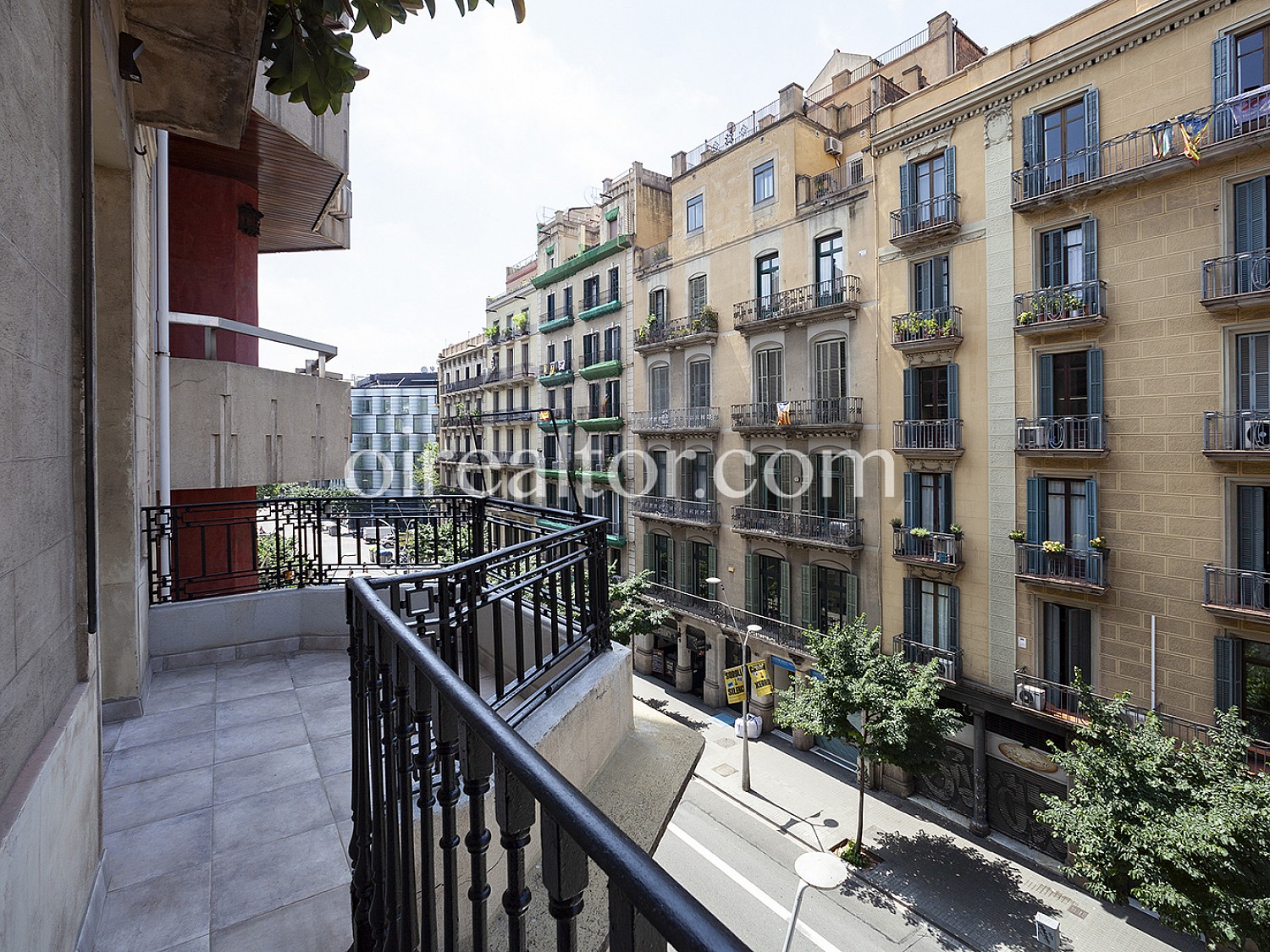 Продается квартира в Эшампле Деречо, Барселона
