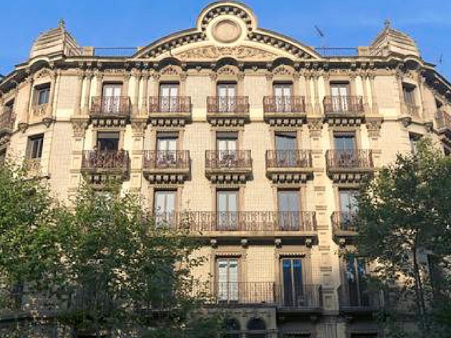 Edificio en venta en Eixample Derecho, Barcelona.