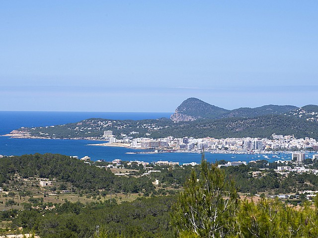 Vistas al mar de preciosa villa en alquiler en San Agustin, Ibiza