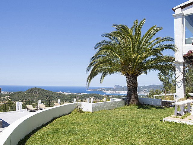 Alrededores de preciosa villa en alquiler en San Agustin, Ibiza