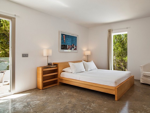 Dormitori amb sortida a l'exterior d'una vila en venda a Eivissa