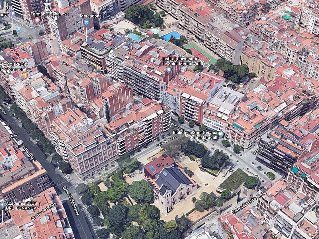 Edificio en venta en Sant Gervasi, Barcelona.