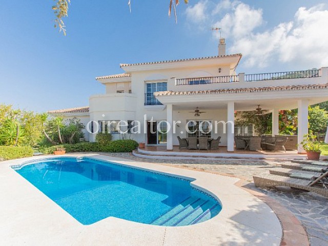 Villa en venta en Alhaurín Golf, Alhaurín el Grande, Málaga