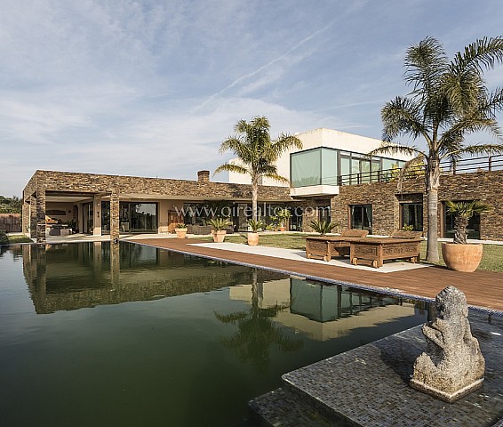 Luxuriöses Haus zum Verkauf mit Haustechnik in Perelada Golf, Costa Brava