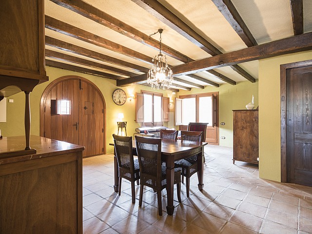 Buena iluminación del salón-comedor