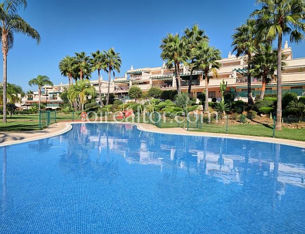 Apartamento en venta en Marbella, Malaga.