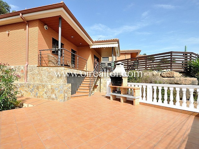 Casa in vendita a Tres Turons, Arenys de Munt