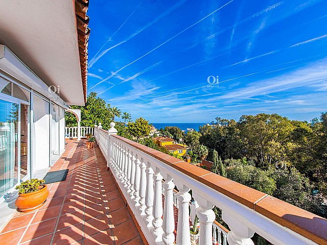 Villa in vendita con vista sul mare a Torrenueva, Mijas