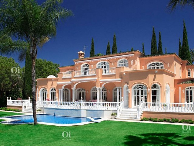 Villa in vendita a Estepona, Malaga