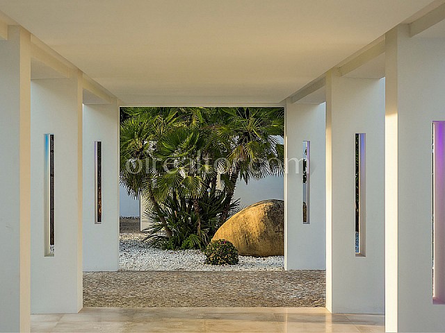 Exclusiva Villa en Venta en El Paraíso, La Nueva Milla