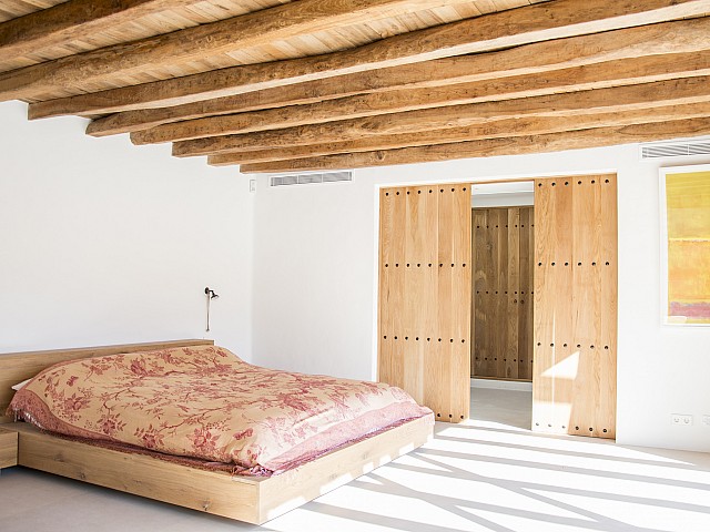 Роскошная спальня виллы в аренду в Сан Рафаэль 