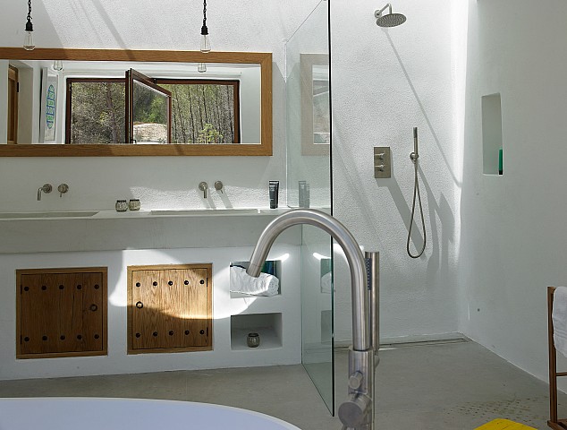 Ванная комната виллы в аренду в Сан Рафаэль  