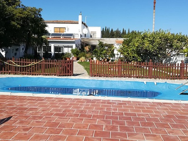 Chalet en Venta en Estepona, Malaga