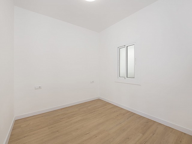 Ref. 63092 - Piso en venta en plena Rambla Guipúzcoa, Barcelona.