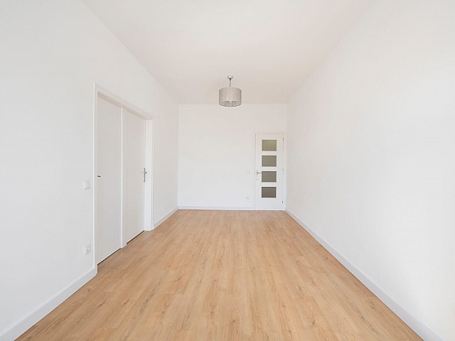 Ref. 63092 - Piso en venta en plena Rambla Guipúzcoa, Barcelona.