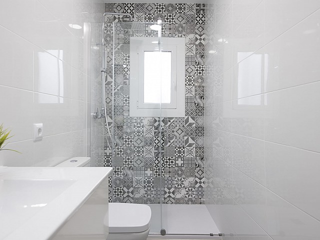 Ref. 63092 - Piso en venta en plena Rambla Guipúzcoa, Barcelona.