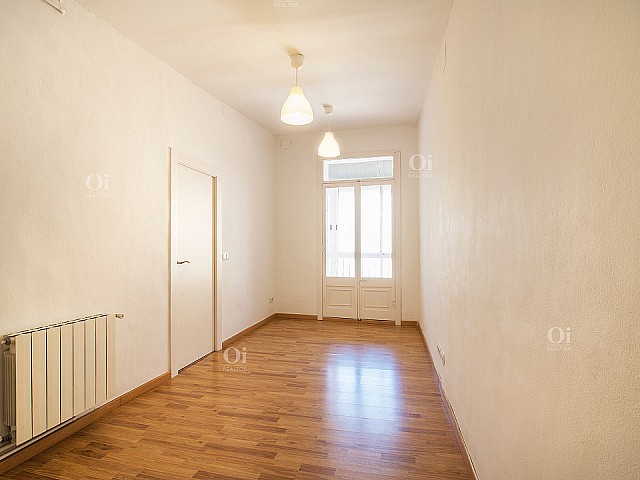 Ref. 63228 - Piso en venta en El Born, Barcelona.