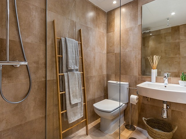 14 BATHROOM SUNSET GOLF DISCOUNT PROPERTY CENTER MARBELLA (1)