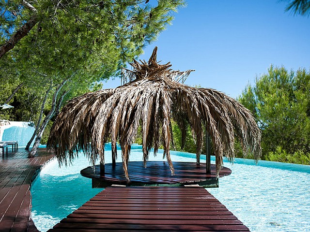 Espléndida cabaña en la piscina