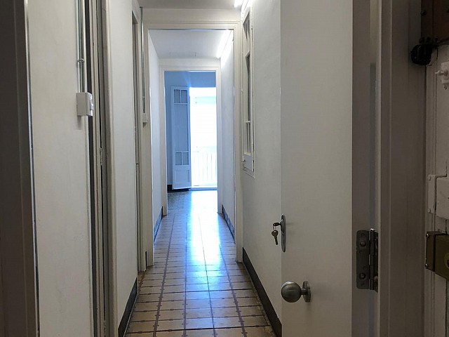 Hermoso Piso en Calle Roselló (Peatonal)