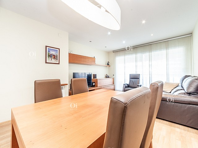 Ref. 63239 - Precioso piso en venta en Sants, Barcelona. 