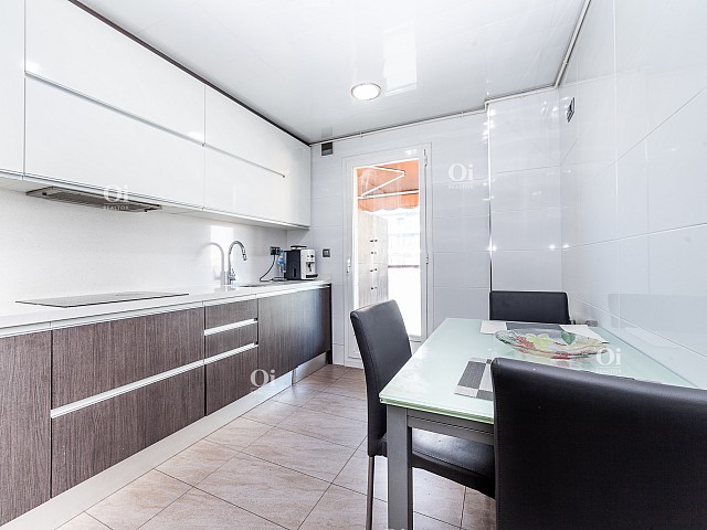 Ref. 63239 - Precioso piso en venta en Sants, Barcelona. 