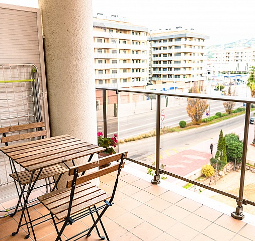 濱海略雷特 Fenals 街區的舒適公寓。