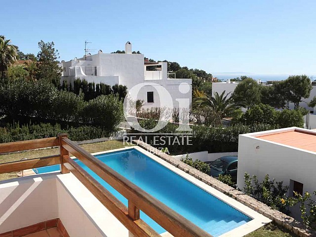 Prachtig huis in Ibiza-stijl te koop in Can Pep Simo in Jesús, Ibiza