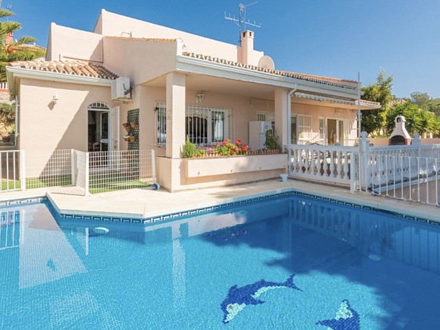 Fantastische villa te koop in Estepona, Malaga, Spanje