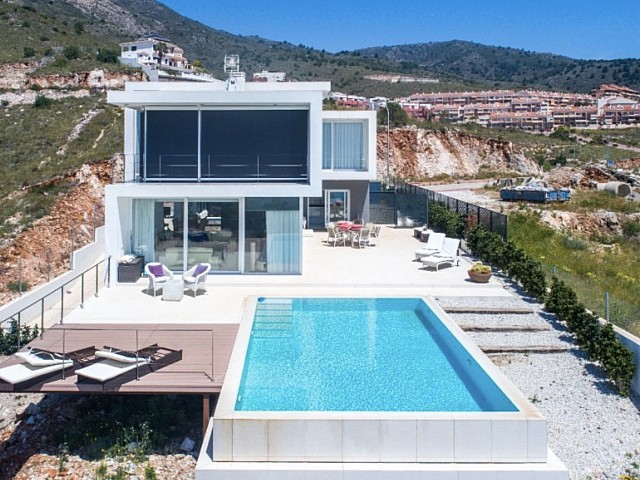 Lujosa Villa en venta en Benalmádena, Málaga, España