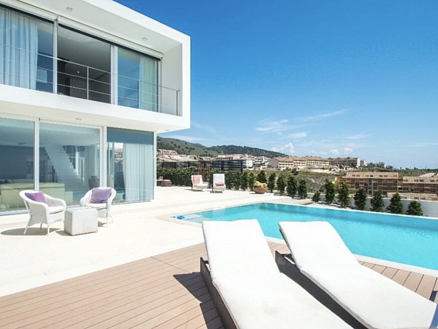 Lujosa Villa en venta en Benalmádena, Málaga, España