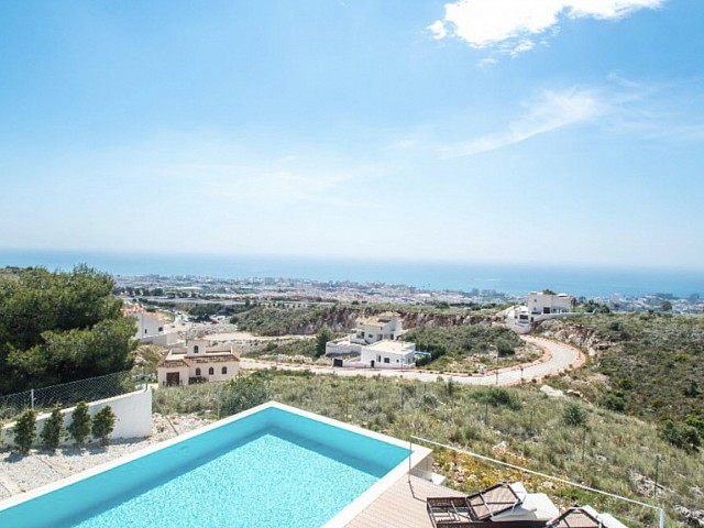 Lujosa Villa en venta en Benalmádena, Málaga, España