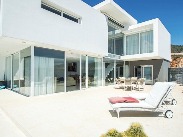 Lujosa Villa en venta en Benalmádena, Málaga, España