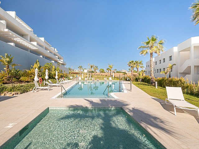 Magnifico apartamento en venta en Estepona Golf, Bahía Dorada. Estepona. Málaga