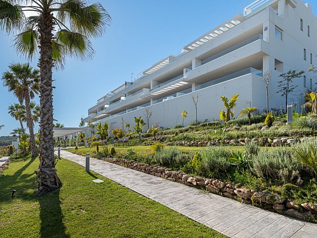 Magnifico apartamento en venta en Estepona Golf, Bahía Dorada. Estepona. Málaga