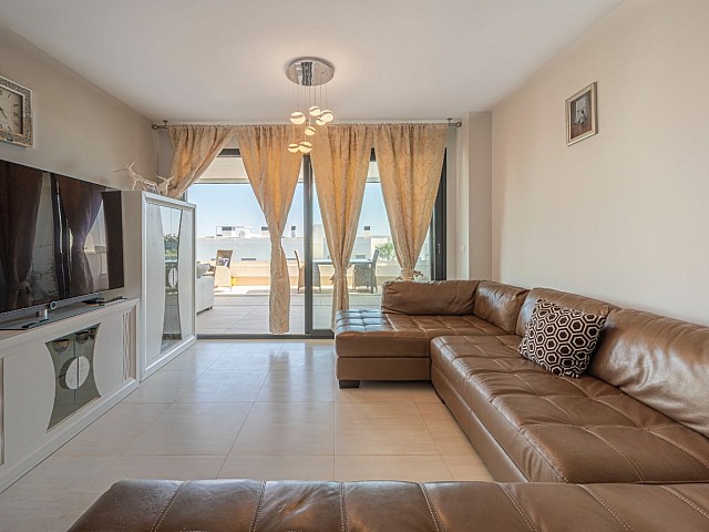 Magnifico apartamento en venta en Estepona Golf, Bahía Dorada. Estepona. Málaga