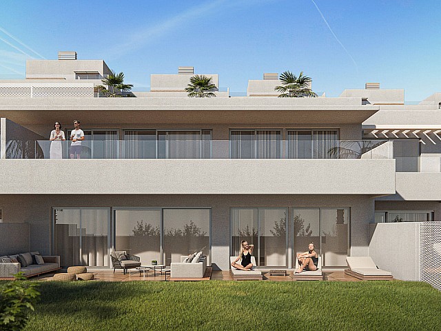 Apartamento con espectaculares vistas en venta en Estepona