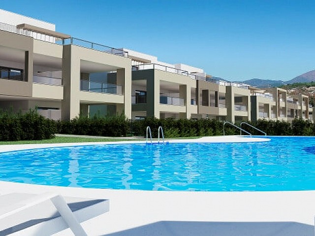 A6 Solemar apartments Casares Swimming pool 2 880x370