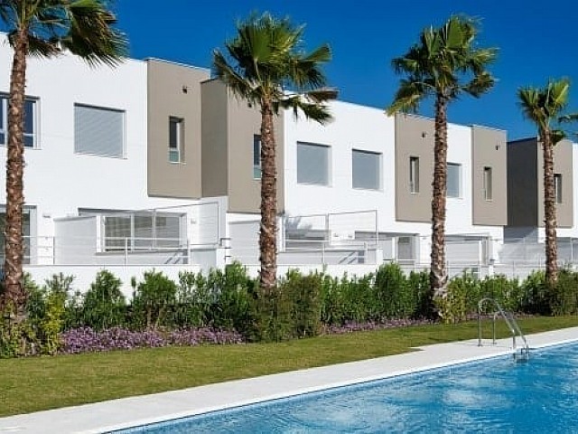 A5 1 Green Golf townhouses Estepona pool Marzo 2020