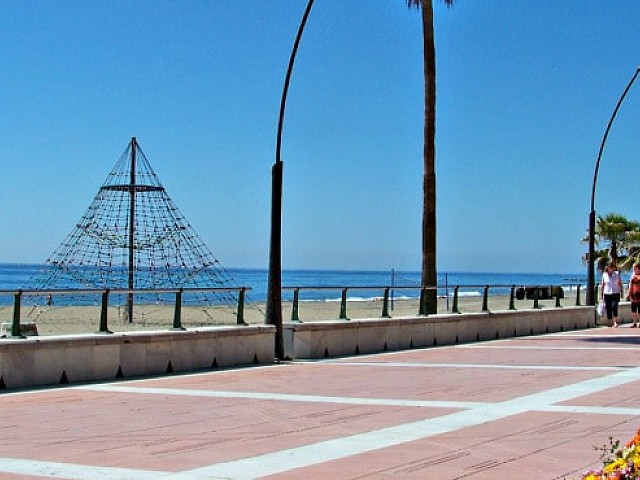 C5 Estepona Paseo Maritimo