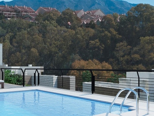 A5 Marbella Lake apartments Nueva Andalucia pool 2 min 880x370