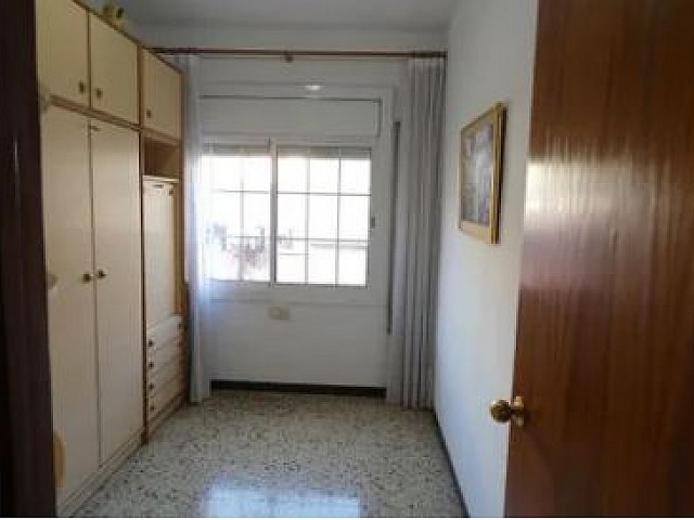 Ref. 76243   Piso en venta Sant Pere Santa Caterina i la Ribera (14)