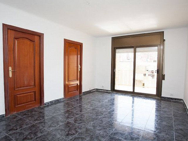 آپارتمان برای فروش در بادالونا، بارسلونا